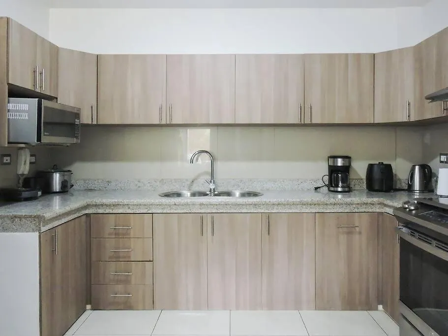 Apartamento Departamento En Guayaquil Con Balcon Y Espectacular Vista